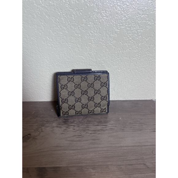 Gucci GG Canvas Bifold Wallet Brown Leather Trim Vintage Logo Gold Hardware - Picture 3 of 7